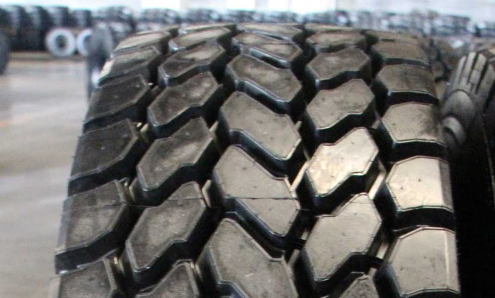mobile crane tire container shipment