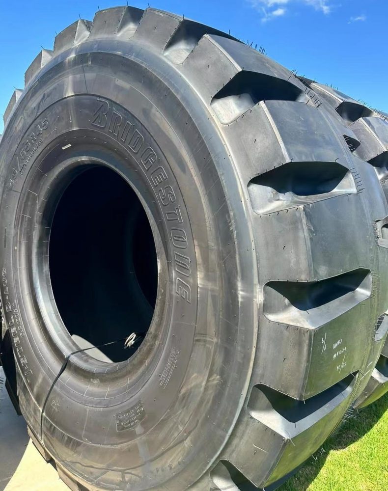 BRIDGESTONE VSDL D2A 45/65R45 2* L5