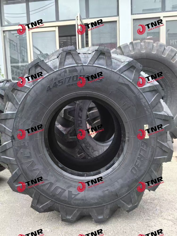 ADVANCE GLR30 445/70R19.5 TL Agriculture/industrial tire