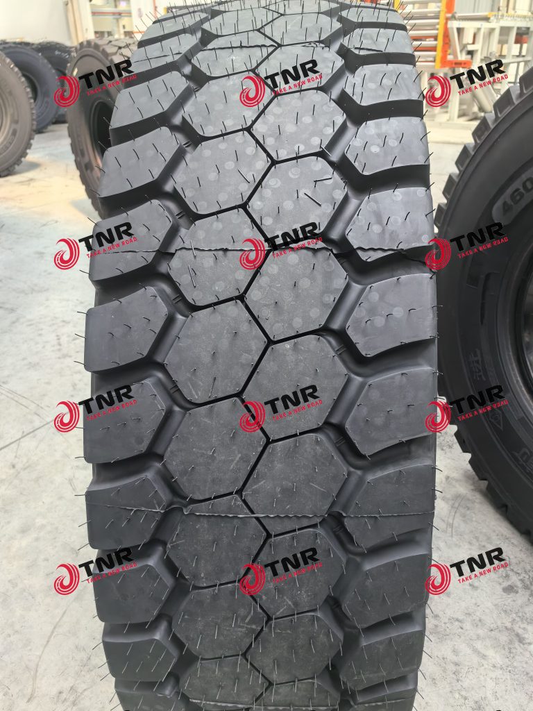 ADVANCE GLR66 505/95R29 ***